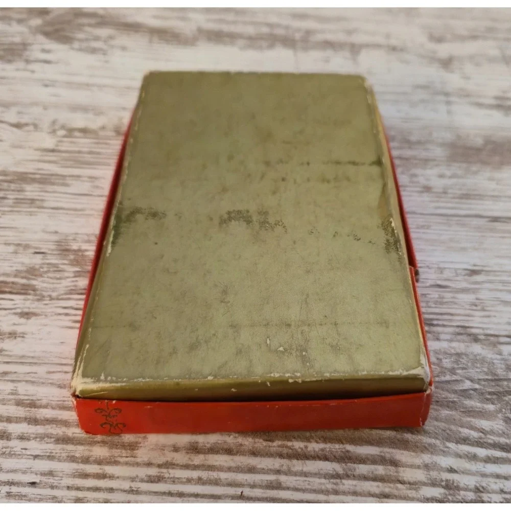 Vintage Slim Note Pad in Decorative Box Shield Emblem Cream Red Gold Stationery